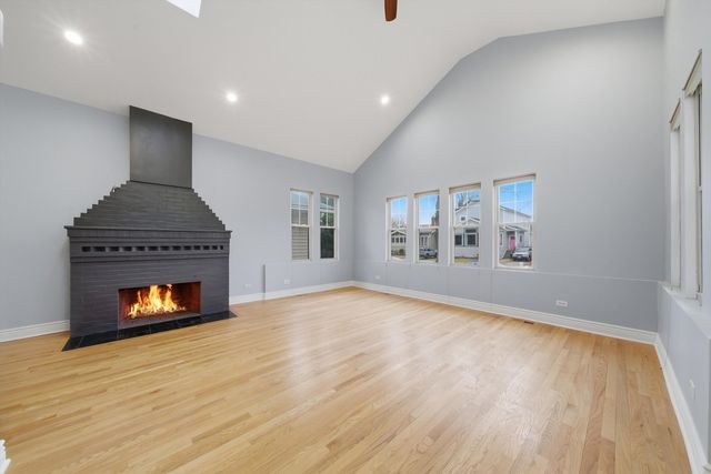 4545 N Lawndale Avenue, Chicago, IL 60625