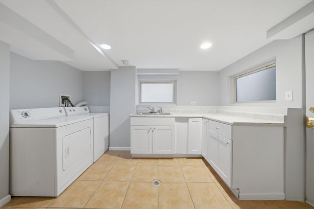 4545 N Lawndale Avenue, Chicago, IL 60625