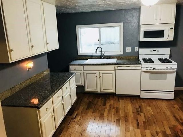 18 Lawrence St, Brockton, MA 02301