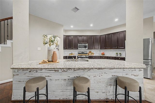 31525 Ember Trail Lane, Spring, TX 77386