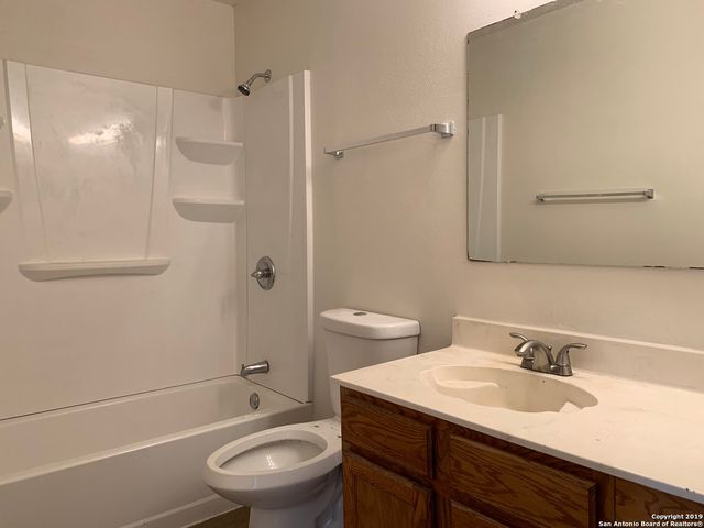 7534 LONGING TRAIL, San Antonio, TX 78244