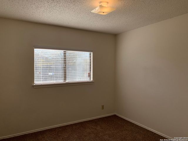 7534 LONGING TRAIL, San Antonio, TX 78244