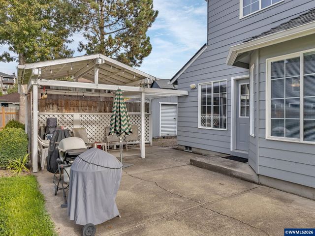 1250 Horizon Ridge Ct NE, Keizer, OR 97303
