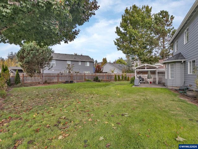 1250 Horizon Ridge Ct NE, Keizer, OR 97303