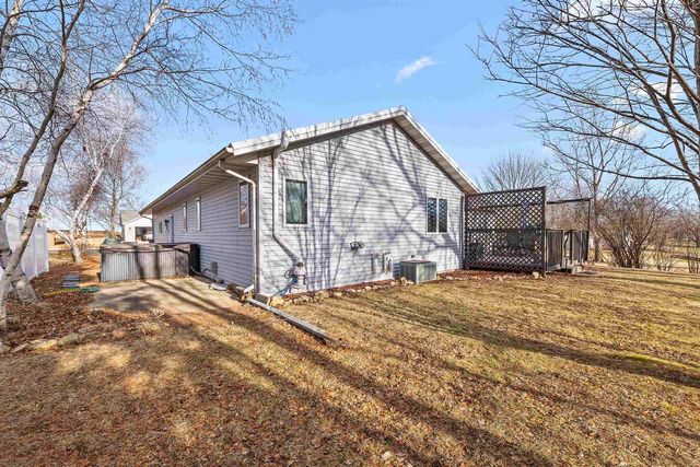 210 Forest Street, Fox Lake, WI 53933
