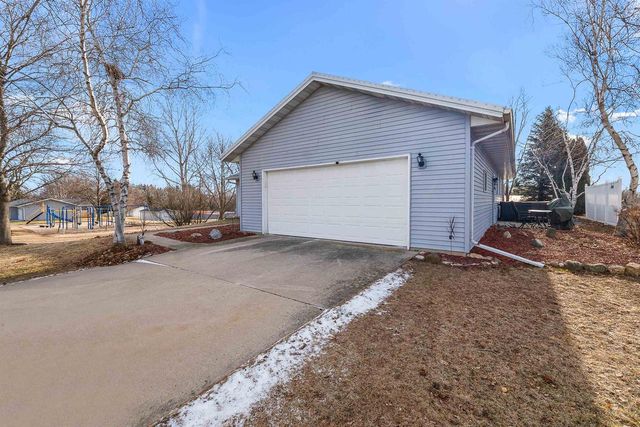 210 Forest Street, Fox Lake, WI 53933