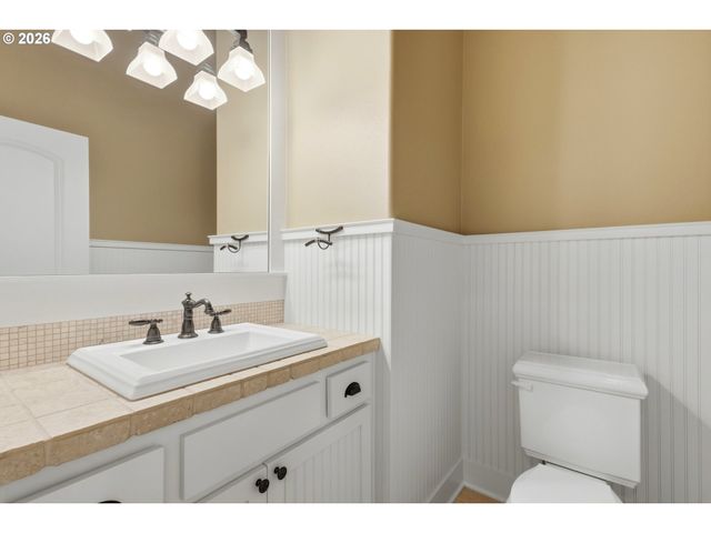 11498 Se Painted Hills Ct, Happy Valley, OR 97086