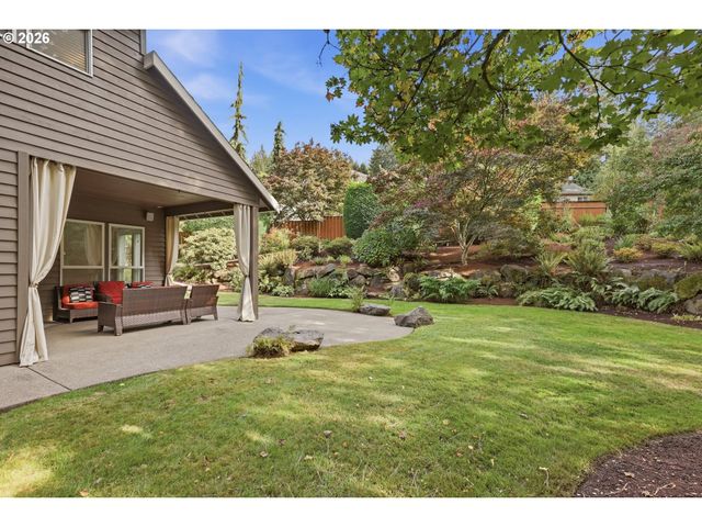 11498 Se Painted Hills Ct, Happy Valley, OR 97086