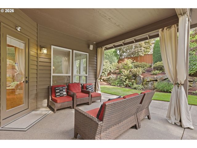 11498 Se Painted Hills Ct, Happy Valley, OR 97086