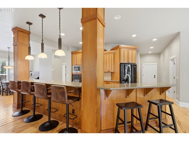 11498 Se Painted Hills Ct, Happy Valley, OR 97086