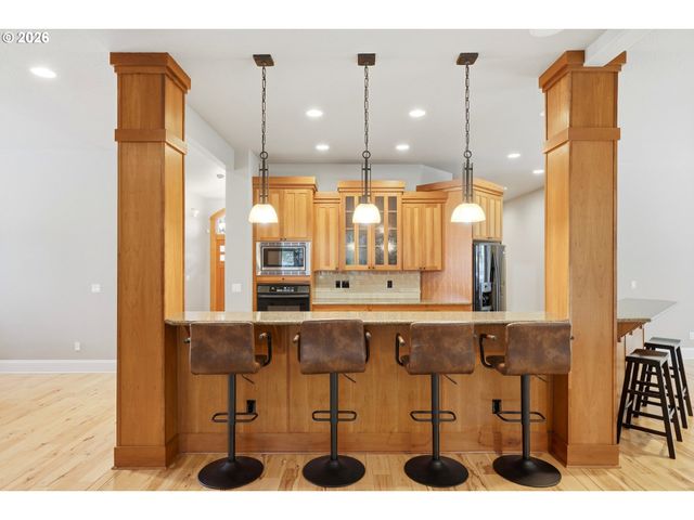 11498 Se Painted Hills Ct, Happy Valley, OR 97086