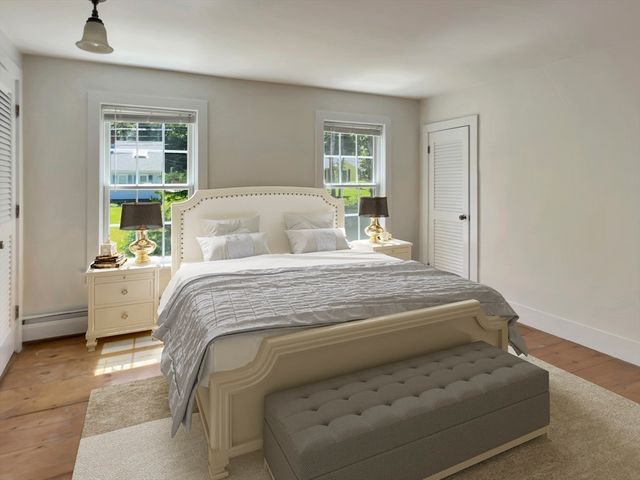 33 Indian Pond Rd, Kingston, MA 02364