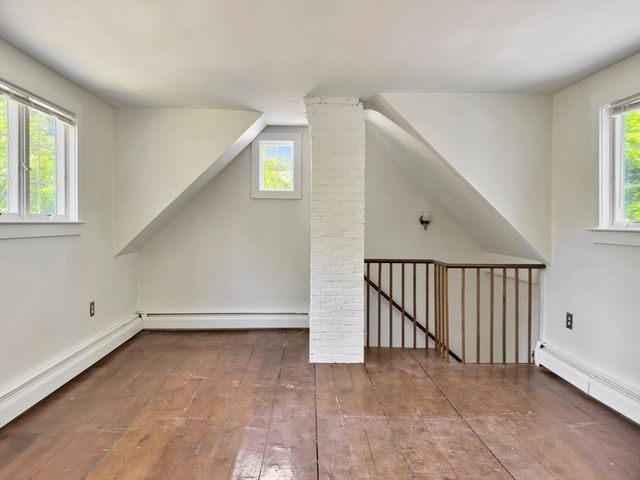 33 Indian Pond Rd, Kingston, MA 02364