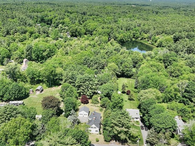 33 Indian Pond Rd, Kingston, MA 02364