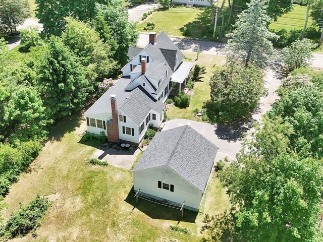 33 Indian Pond Rd, Kingston, MA 02364