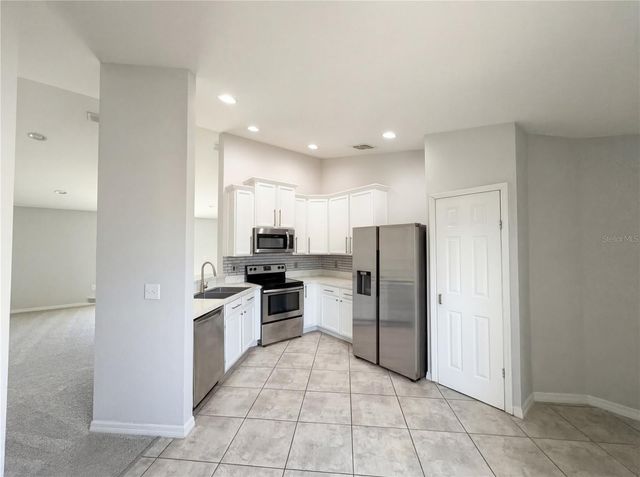 264 HIDDEN LAKE LANE, Lake Hamilton, FL 33851