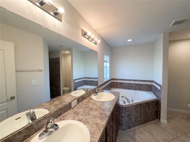 264 HIDDEN LAKE LANE, Lake Hamilton, FL 33851