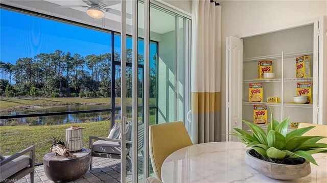 5046 Draco CIR, Naples, FL 34120