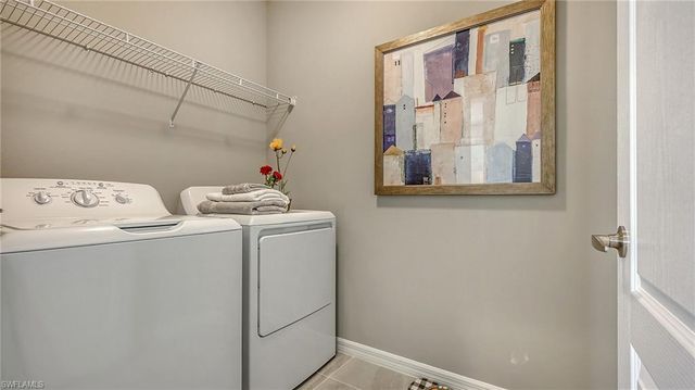 5046 Draco CIR, Naples, FL 34120