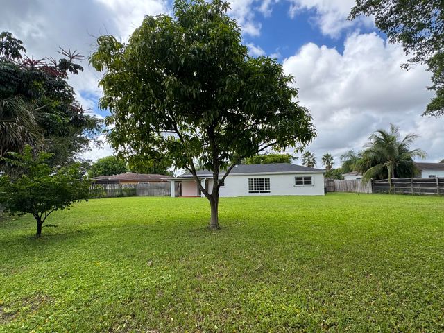 8306 NW 74TH Terrace, Tamarac, FL 33321