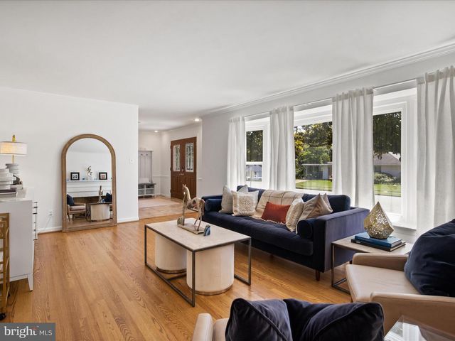 2606 N QUINCY ST, Arlington, VA 22207