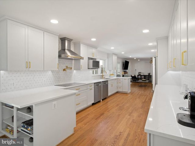 2606 N QUINCY ST, Arlington, VA 22207