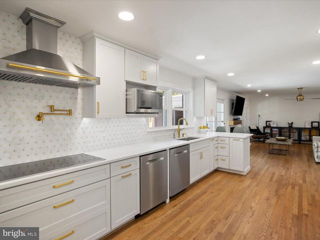 2606 N QUINCY ST, Arlington, VA 22207