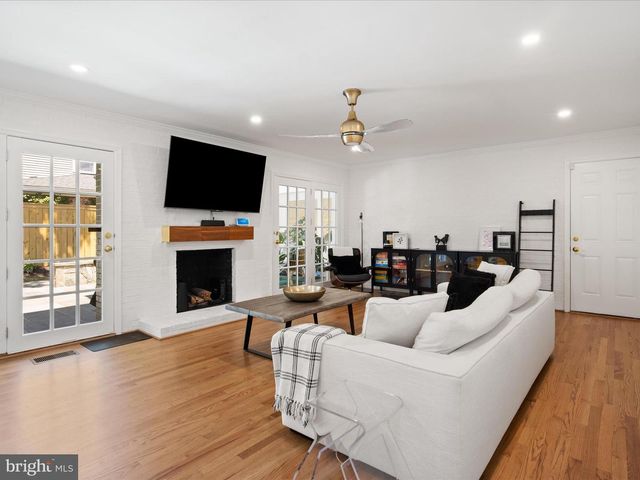 2606 N QUINCY ST, Arlington, VA 22207