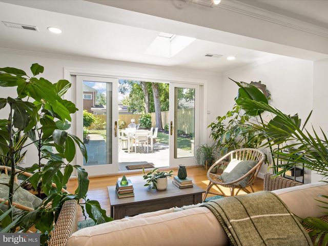 2606 N QUINCY ST, Arlington, VA 22207