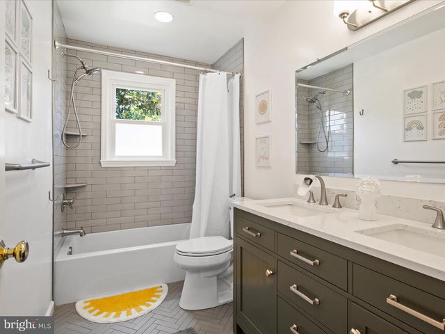 2606 N QUINCY ST, Arlington, VA 22207