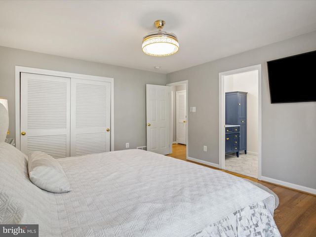 2606 N QUINCY ST, Arlington, VA 22207