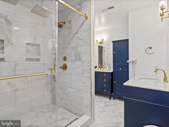 2606 N QUINCY ST, Arlington, VA 22207