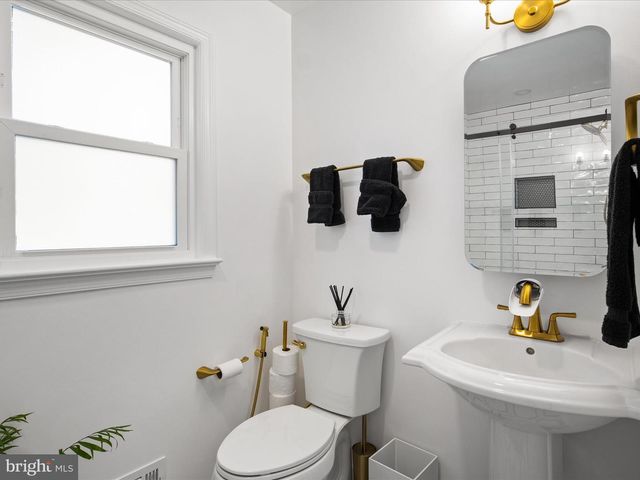 2606 N QUINCY ST, Arlington, VA 22207