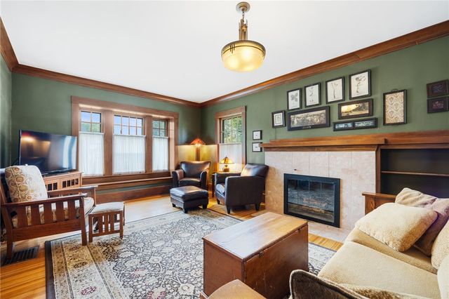 156 Windemere Rd Road, Rochester, NY 14610