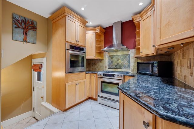 156 Windemere Rd Road, Rochester, NY 14610