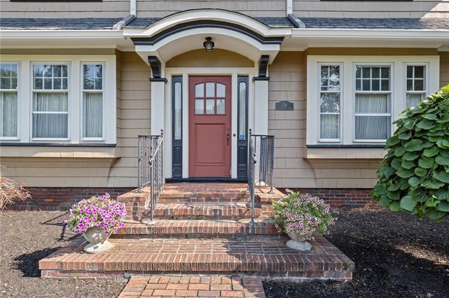 156 Windemere Rd Road, Rochester, NY 14610