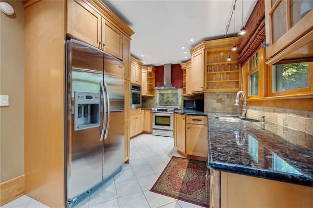 156 Windemere Rd Road, Rochester, NY 14610