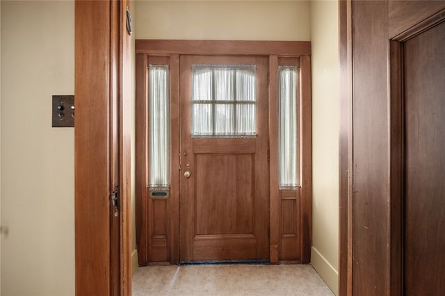 156 Windemere Rd Road, Rochester, NY 14610