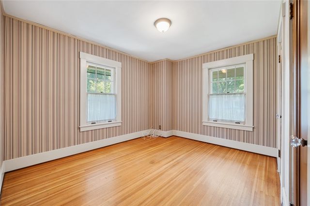 156 Windemere Rd Road, Rochester, NY 14610