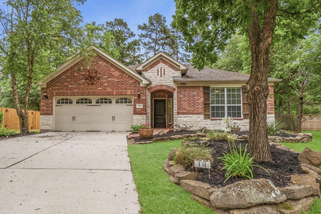 131 Winslow Hill Place, Montgomery, TX 77316
