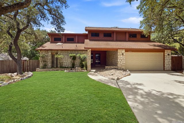 16719 SPRINGHILL DR, San Antonio, TX 78232