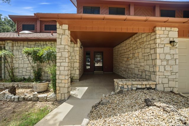16719 SPRINGHILL DR, San Antonio, TX 78232