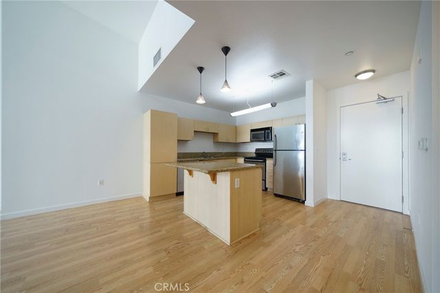 630 W 6th 616, Los Angeles, CA 90017