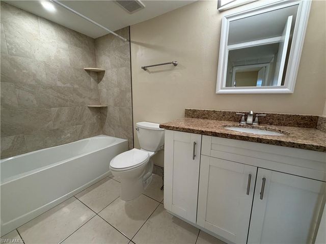 5321 Summerlin RD # 2114, Fort Myers, FL 33919