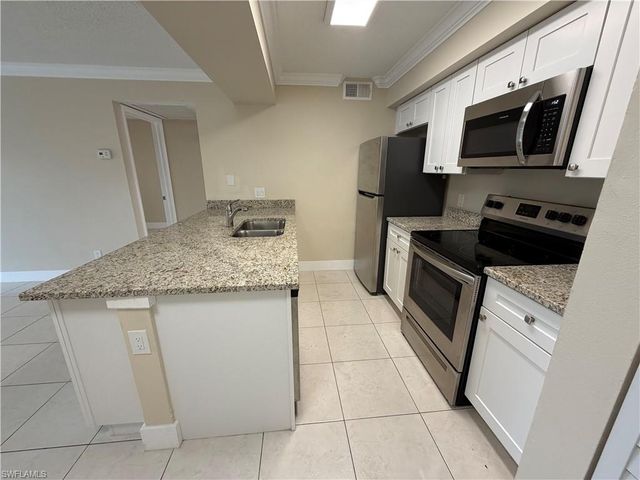 5321 Summerlin RD # 2114, Fort Myers, FL 33919