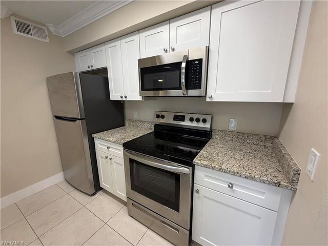 5321 Summerlin RD # 2114, Fort Myers, FL 33919