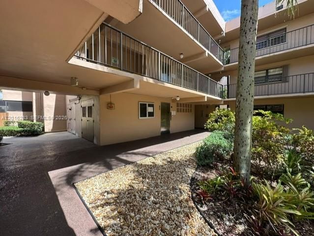 10975 SW 107th St 110, Miami, FL 33176