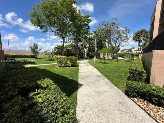 10975 SW 107th St 110, Miami, FL 33176