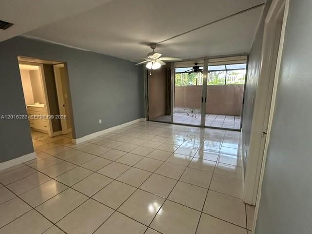 10975 SW 107th St 110, Miami, FL 33176