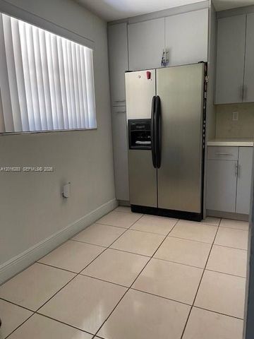10975 SW 107th St 110, Miami, FL 33176